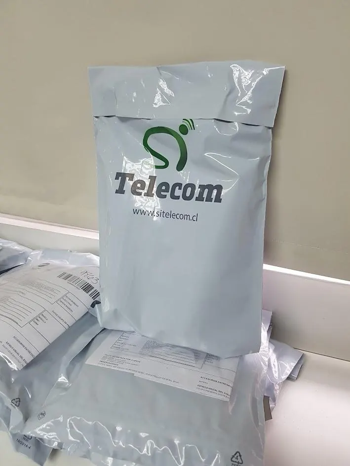 Envío embalado con la marca Sitelecom